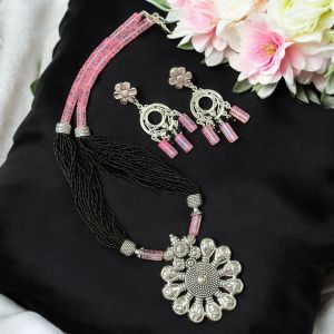 Oxidised silver pendant with glass beads : Pink and Black Necklace with Earrings