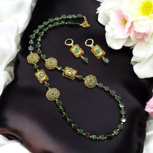 Square green agates with Victorian spacers Necklace with Earrings
