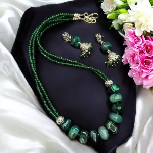Onyx necklace with matching jhumkas,Green