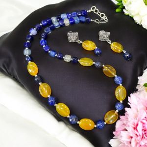 Agate necklace : yellow and blue Necklace with Earrings