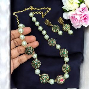 Swarovski replica pearl necklace with Victorian spacers