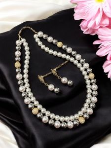 Swarovski replica pearls with antique gold beads Necklace