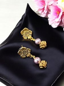 Agate and Chip Earrings,Gold Finish