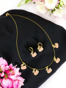 Invisible necklace gold with Charms