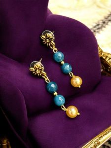 Agates beads and pearls Earrings