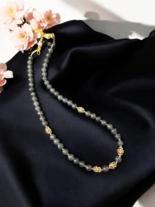 Simple Grey single layer agate with antique gold beads 