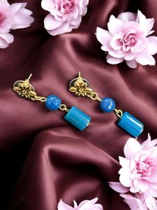 Onyx beads Earings (BLUE)