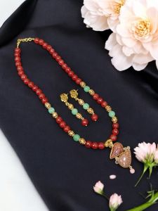 Gemstone pendant with Agate beads and Gold spacers