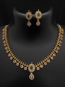 Matt Finish Necklace With Earings 