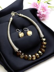 Agate Rondelle With German Silver Trunks Necklace, Dark Brown