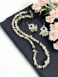 Gemstone chip necklace Black Rutile