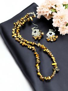 Gemstone chip necklace Tiger Eye