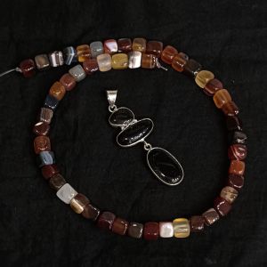 Combo OF Gemstone Pendant With Agate Beads  Maroon shade