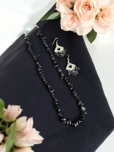 Gemstone chip necklace blue sandstone 