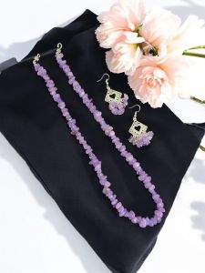 Gemstone chip necklace dyed lavander
