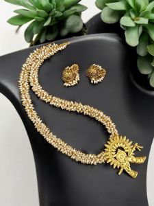 Glass Pearl Loreal With Antique Gold Krishna Flute Pendant Necklace