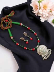 Agate Beads Double Colour (Green with Red) Cotton Doris Necklace
