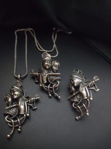 Silver Replica Radha Krishnan Chain Set with matching Earrings 