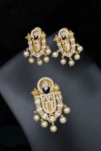 Matt Gold Finish Perumal (Tirupati Balaji) Pendant With Earrings, WHITE