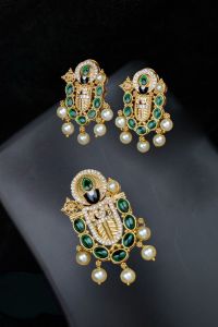 Matt Gold Finish Perumal (Tirupati Balaji) Pendant With Earrings, GREEN