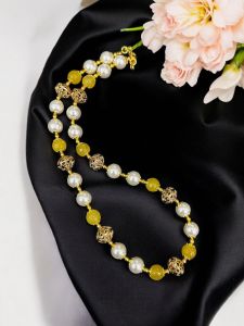 Shell Pearls With Agate Necklace Yellow