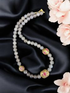 Single Layer Agate Necklace With Victorian Spacers