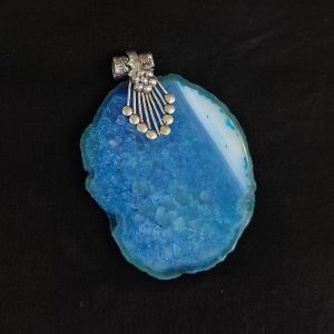 Natural Agate Slice Pendant, Silver Finish sea blue with white