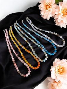 Graduated Onyx Necklace,Yellow
