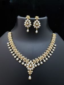Antique Finish Pearls Necklace 