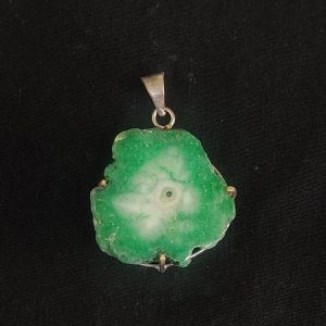 Natural Agate Slice Pendant, silver Finish ,Leaf Green With White