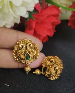 Matt finish peacock design with green stone