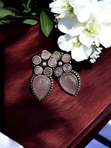 Silver replica studs with Monolisa stones, Light Pink