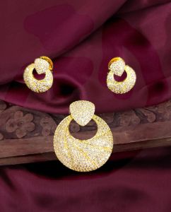 CZ pendants With Earrings, Diamond Shape, White