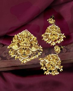 Premium Quality Antique Gold Lakshmi Pendant With Earrings