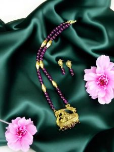 Glass Bead Necklace with Antique Gold Radha Krishna Pendant 