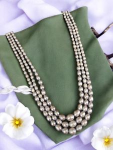 3 Layers Graduated Fresh Water Pearls, Cream