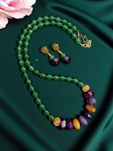Quartz Necklace with Onyx Beads in Antique Gold Finish Necklace with Earrings