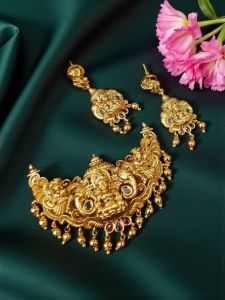 Antique Finish Pendant Goddess Lakshmi