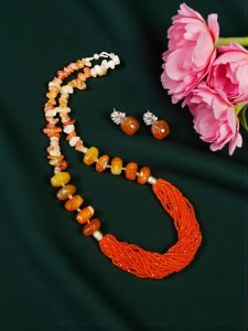Onyx Necklace with hydro beads and carnelian chips