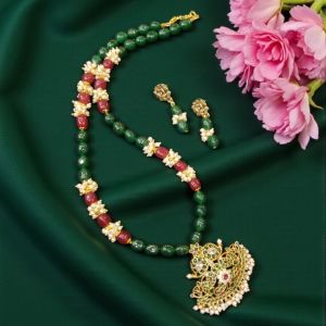Kemp Removable Pendant With Quartz beads Necklace, Green & Pink
