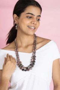 Navrabeads Pink Rhodonite & Onyx 2-Layer Gemstone Chip Necklace for Women | Dual-Layer Pink & Black Crystal Necklace for Style, Strength & Modern Elegance | Handmade Designer Jewelry for Festive, Ethnic & Western Wear