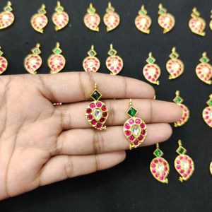  Jadau Pendant, Mango,Green With White