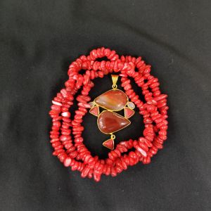 Combo Of Mix Gemstone Pendant With Mother of Pearl Chip Beads