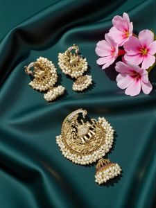 High Quality Pendant with Pearl loreals Matching Jumkas