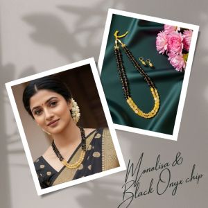 Monolisa Necklace with Black Agate Chip beads in a Golden Finish