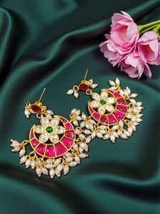 1 pair of Kundan Jadau Round Stud with 3 holes
