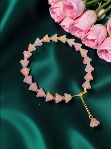 7 inches Glass Flower Bracelet with Lobster clasp and a hanging flower