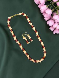 Navrabeads Peach Tulip & Pink Matron Quartz Bead Necklace with Pearl Loreals – 20 Inch Gold Finish Elegant Beaded Jewellery for Women, Party & Festive Wear