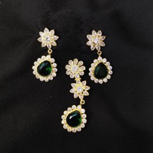 Navrabeads American Diamond Pendant Set Green – Elegant AD Pendant with Matching Earrings | 2.9x0.58 Inch Pendant, 1.5 Inch Earrings for Party & Wedding Wear