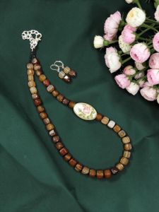 Navrabeads 20-Inch Brown Double Shade Square Agates Necklace Set with Japanese Tablet Accents & Hook Earrings
